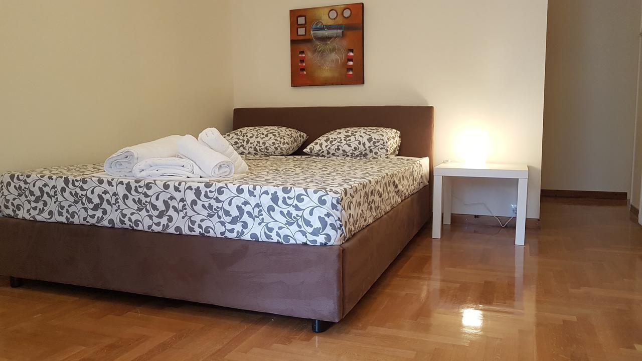 Menta Errathens Apartment - Athens Center, 5 Bd, 2 Bath Exterior foto